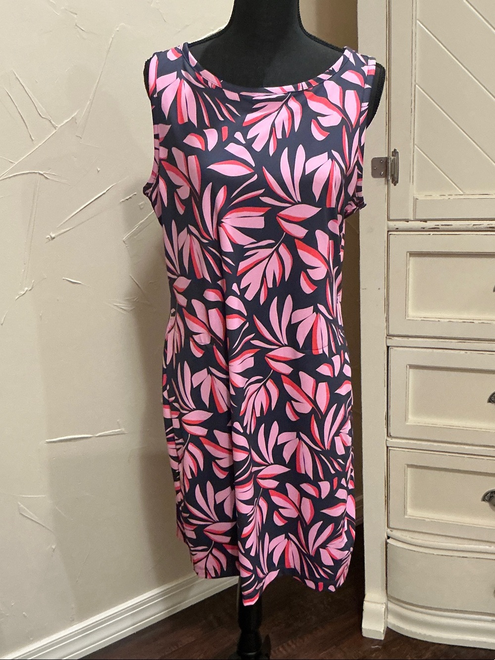 Columbia Pink Leaf-Print Sleeveless Athletic Dress